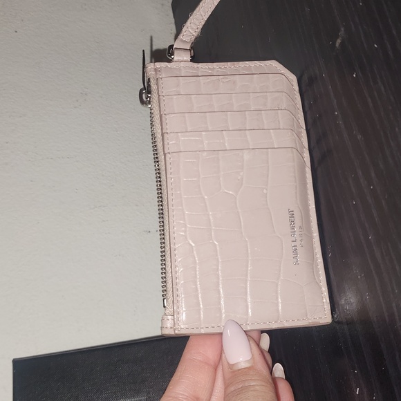 Ysl cardholder keychain..pre loved - Picture 3 of 11